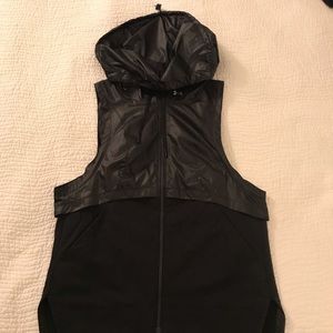 Underarmour vest
